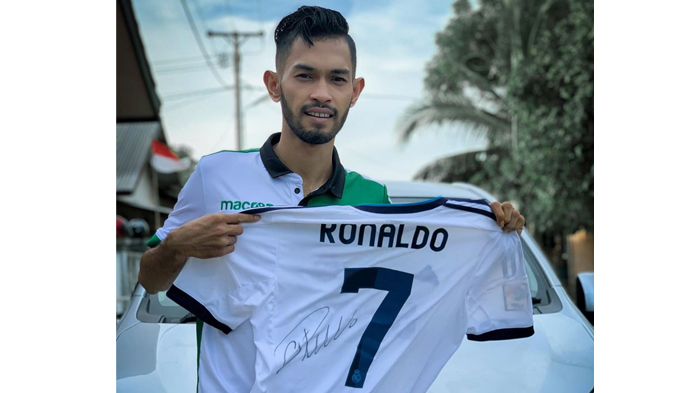 Anak Angkat Lelang Jersey Cristiano Ronaldo, 7 Orang Tawarkan Rp 50 Juta,Orang Ini yang Berhasil