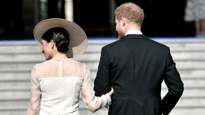 Pangeran Harry dan Meghan Menarik Diri dari Hadapan Publik, Habiskan Waktu di Rumah Kerajaan