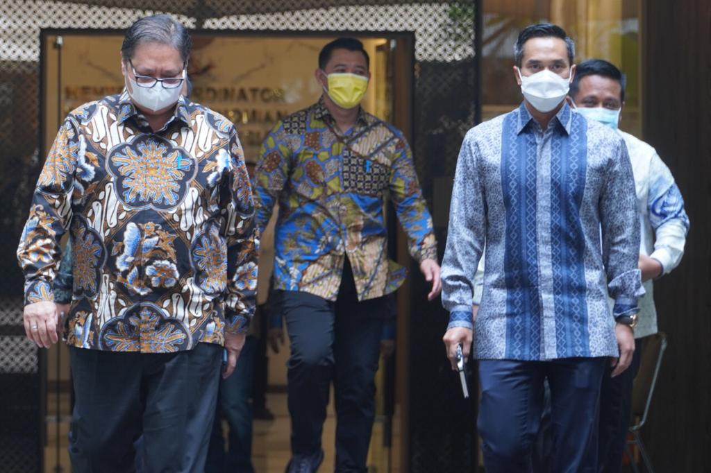 Menko Airlangga Minta Pengusaha Tidak Cicil THR Karyawan