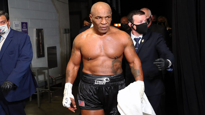 Mike Tyson "Si Leher Beton" yang Gemar Berkelahi di Luar Ring, Simak Faktanya