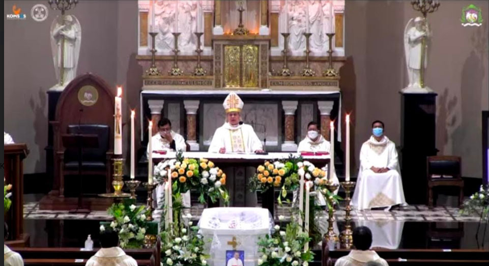 Uskup Bandung Mengenang Sosok Mgr. Hubertus Leteng Uskup yang Hidup Sederhana