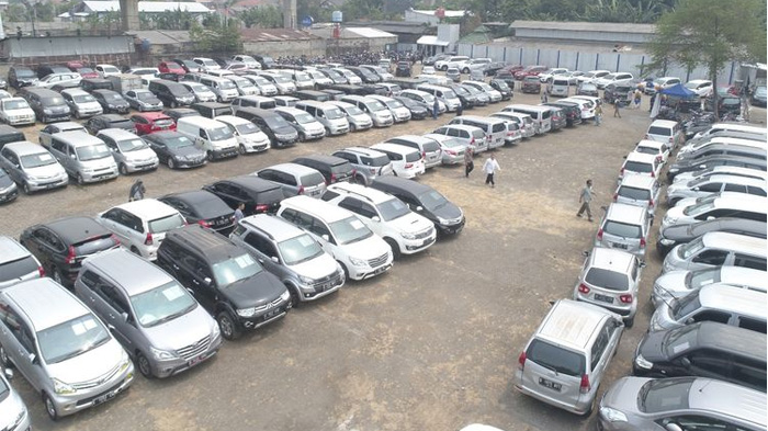 BURUAN! Lelang Mobil Sitaan Ditjen Pajak Mulai Besok, Avanza Hanya Rp 63 Juta, Innova Rp 80 Juta