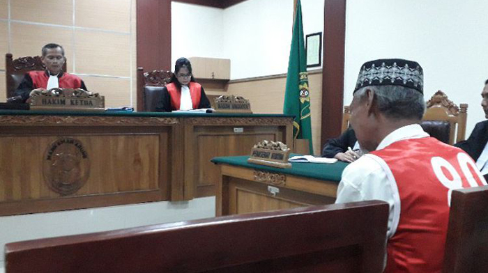 muhtar-effendi-alias-pendi-62-menjalani-agenda-sidang-vonis-di-pengadilan-negeri-tangerang_20180725_195653.jpg