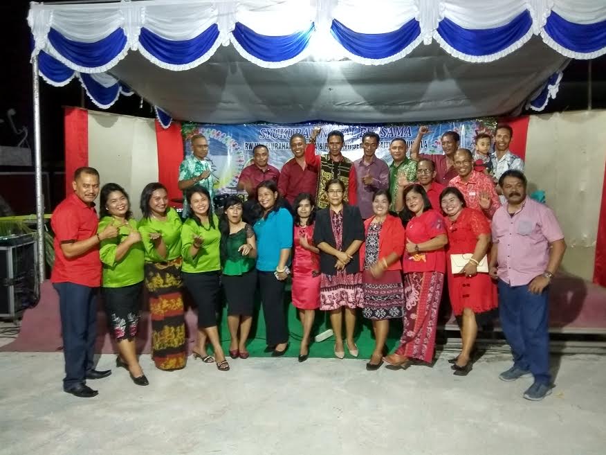 Jemaat Rayon VII Baith El dan Warga RW 03 Kelurahan Nunhila Adakan Natal Bersama