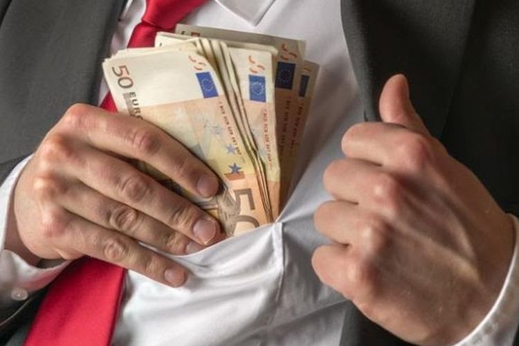 oknum-kepala-desa-ditetapkan-jadi-tersangka-karena-diduga-korupsi-dana-desa.jpg