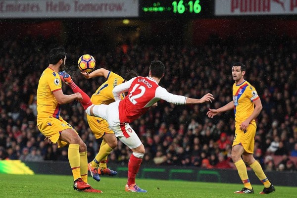 Olivier Giroud Ciptakan Gol Akrobatik Terbaik Selama Karirnya