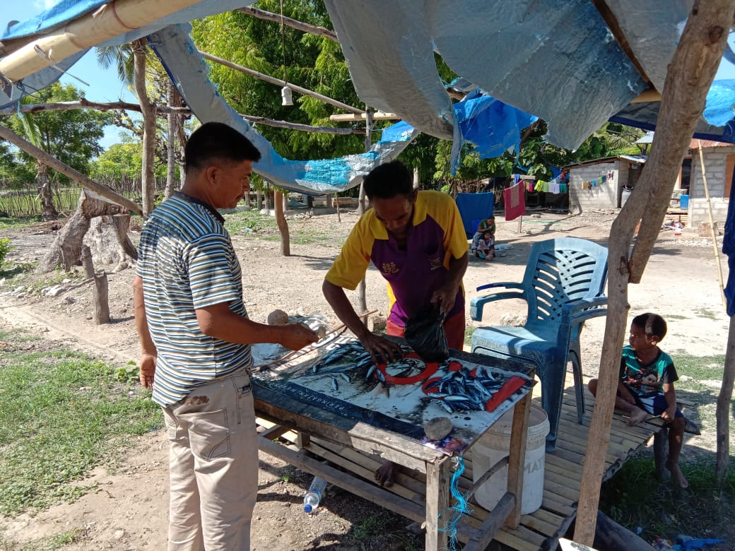 Nelayan Taimanu Andalkan Alat Tangkap Sederhana Untuk Melaut