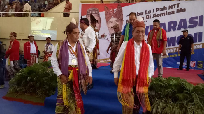 Benny Harman dan Josef Nae Soi Rayakan Paskah di Larantuka