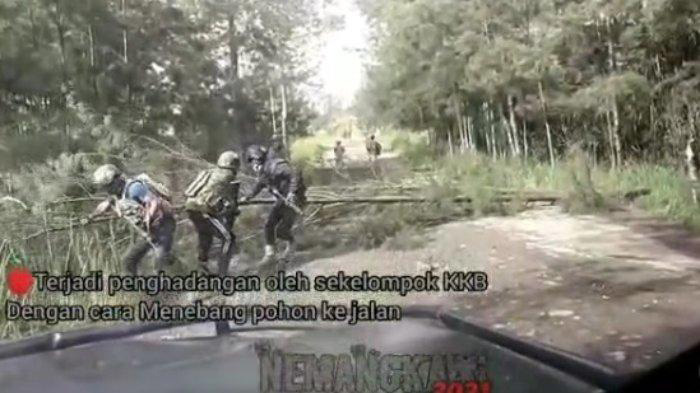 pasukan-tni-polri-dihadang-saat-menuju-kiwirok.jpg