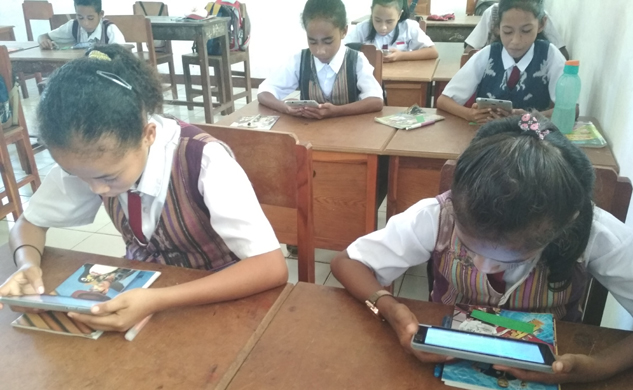 Pelajar SDN Pada Lembata Mulai Ujian Pakai Tablet