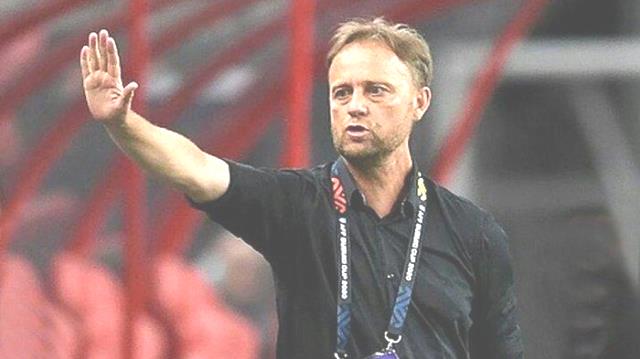 pelatih-thailand-alexandre-polking-pelatih-timnas-thailand-ingi.jpg