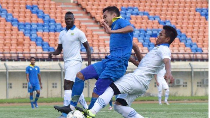 Begini Kegiatan Game Maung Bandung Persib yang Digelar tanpa Pelatih Robert Rene, Intip YUK