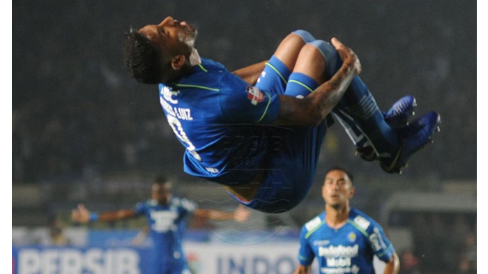 Pelatih Persib Bandung Ungkap Jelas Kemenangan Telak atas Persela Lamongan Info