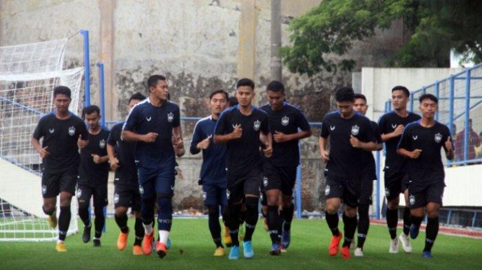 pemain-psis-semarang-saat-menjalani-latihan-oke.jpg