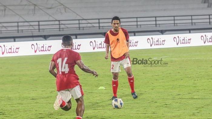 Pemain Singo Edan Arema FC Ini Isi Waktu Puasa dengan Main Mobile Legend dan Latihan Mandiri