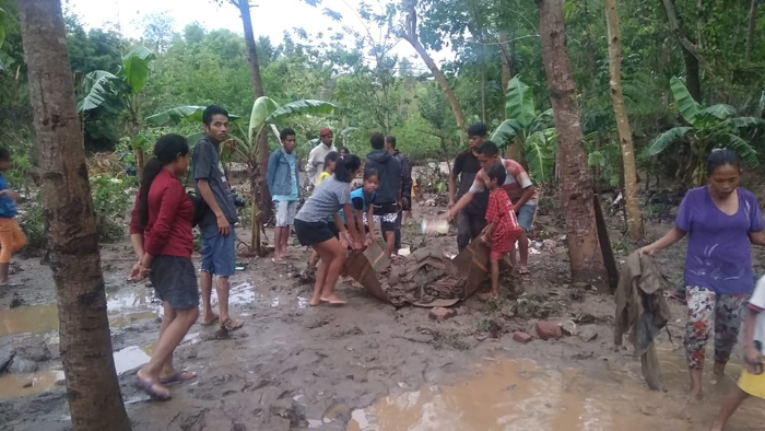 Ini Curahan Hati Tiga Pemilik Rumah yang Menjadi Korban Banjir di TTU