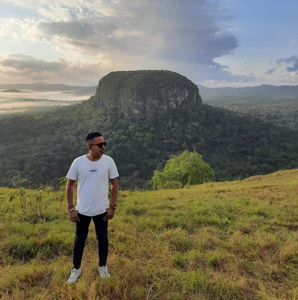 Pemkab TTS Bangun MCK di Lokasi Wisata Fatukopa