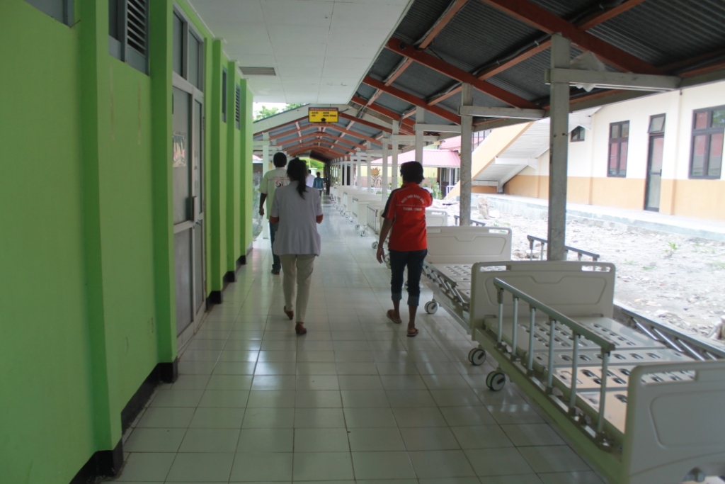 Silakan Diperiksa! Tidak Akan Menemukan Puntung Rokok di RSUD Umbu Rara Meha