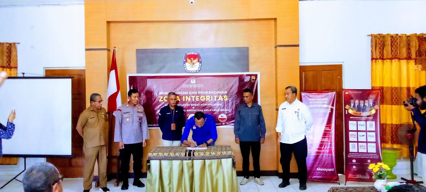 penandatanganan-pakta-integritas-oleh-ketua-kpu-sabu-raijua.jpg