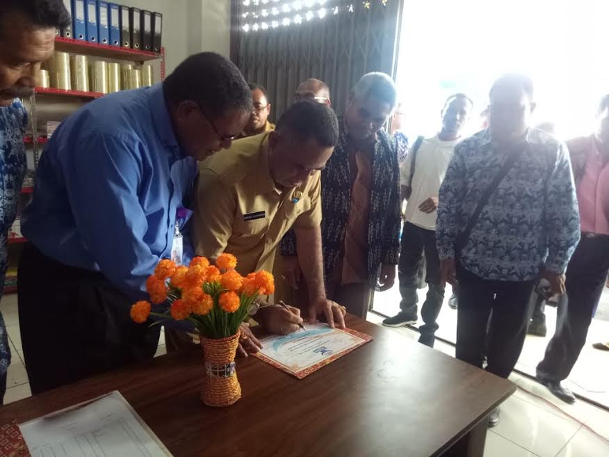 Swasti Sari Mart Diresmikan, Yohanes : Momen yang Ditunggu Para Anggota