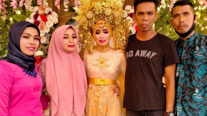 SIMAK Kisahnya! VIRAL Pengantin Wanita Duduk Sendiri di Pelaminan, Suami Mendadak Sakit, Meninggal!