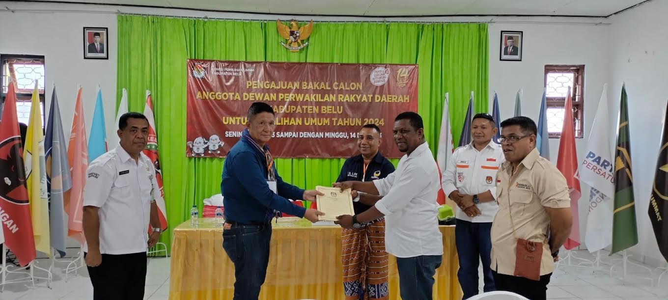 NTT Memilih, Daftarkan 30 Bacaleg ke KPU Belu, Nasdem Target Pertahankan Empat Kursi DPRD