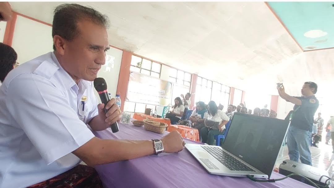 Video Call dari Batam, Perantau Asal Flores Timur Menangis Desanya Sudah Merdeka Signal