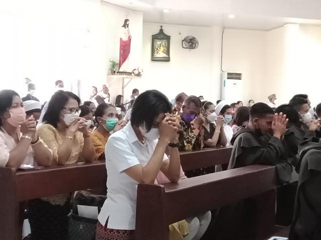 Mgr Petrus Turang Sosok Guru dan Orang Tua