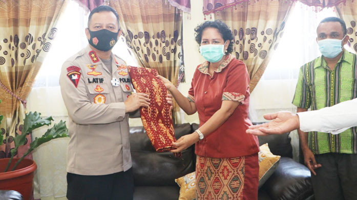 Pererat Silaturahmi, Kapolda NTT Kunjung Ketua Sinode GMIT