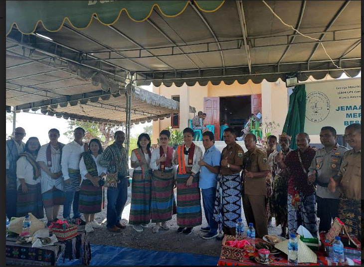 Peresmian Gedung Kebaktian GMIT Meriba Besipae TTS Donatur dari Jakarta Turun Langsung