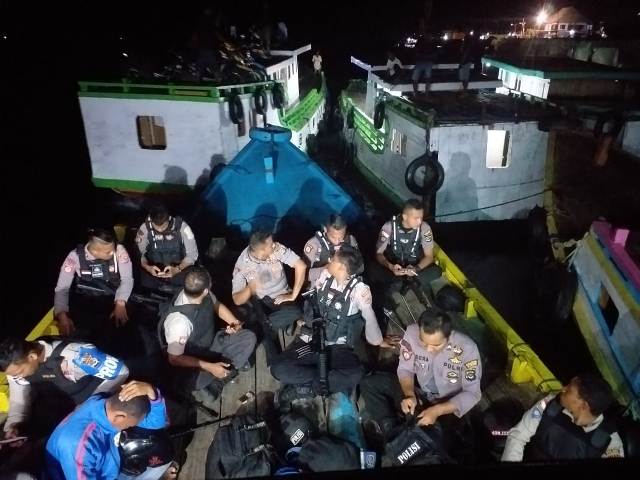 BERITA POPULER: Bentrokan Berdarah Adonara Emir Qatar di Maumere NTT & Wanita Tewas Usai Makan Mie