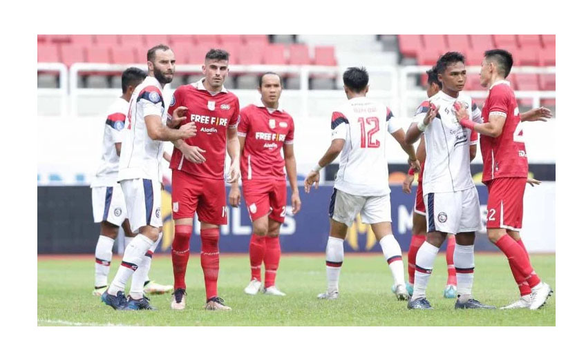 pertandingan-antara-arema-fc-melawan-persis-solo-bri-liga-1.jpg