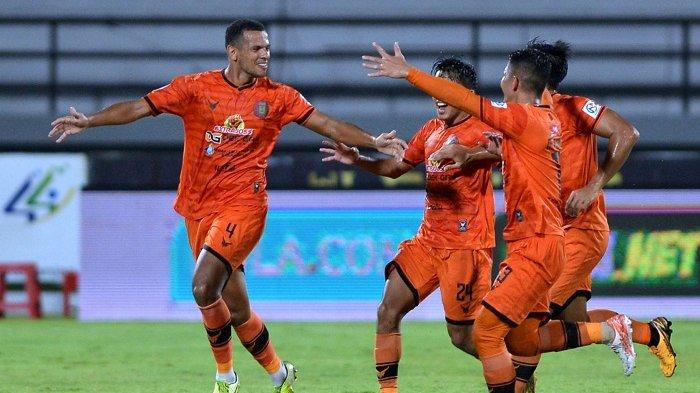 Bajul Ijo Rekrut 3 Pemain Asing Belum Pernah Merumput di Indonesia Inilah Alasan dan Profil Pemain