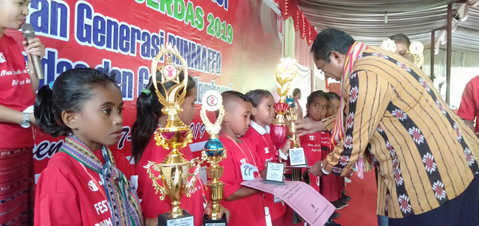 peserta-juara-festival-binmaffo-cerdas-2019-dapat-hadiah.jpg