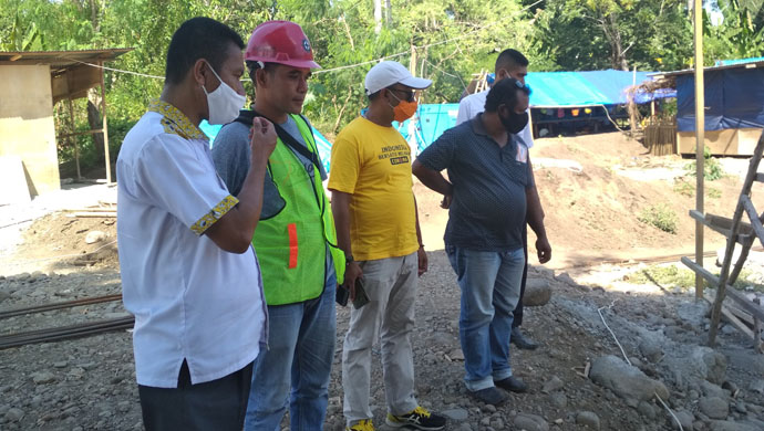 Petrus Gero Titip Pesan Kepada Konsultan Jembatan Waima: Ingat Jaga Kualitas