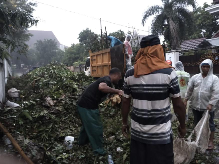 Pemkot Kupang Diminta Warga Atasi Masalah Sampah di Kota Kupang