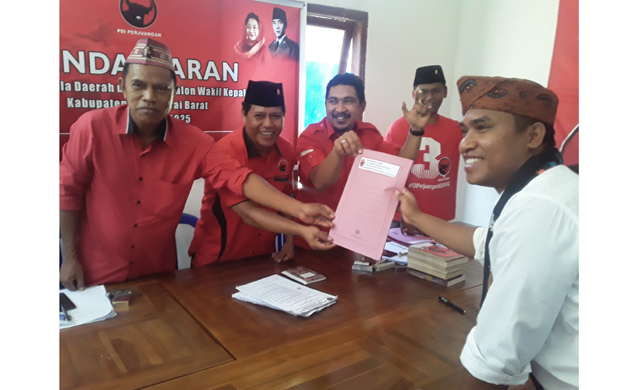 Pilkada Manggarai Barat, Sudah Lima Orang Bakal Calon Mendaftar ke PDIP, Satunya Andre Garu