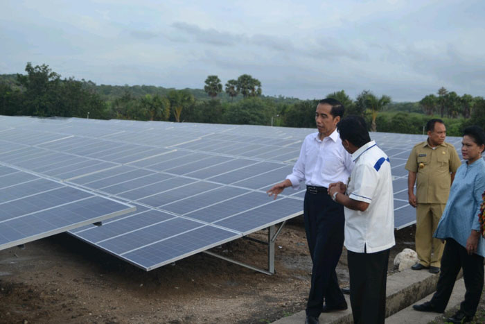 PLN Janji Akan Bangun 6 PLTS di NTT