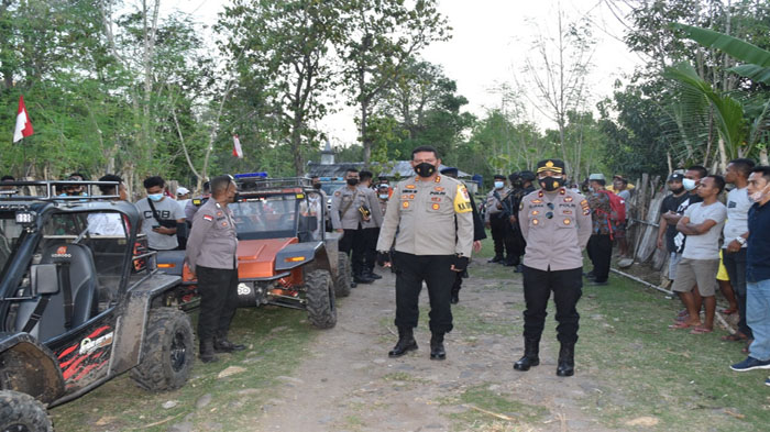 polres-mabar-amankan-3-aktor-intelektual-dan-18-orang-massa-bayaran-di-desa-golo-mori-ini-kasusnya.jpg