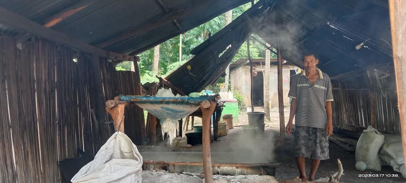 Setitik Berkat dari Gubuk Usang Sebastianus Sakunab di Desa Oesena Timor Tengah Utara