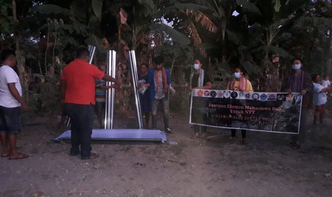 Pospera TTS Gandeng Mahasiswa Bali Bantu Penyandang Distabilitas Korban Siklon Tropis Seroja