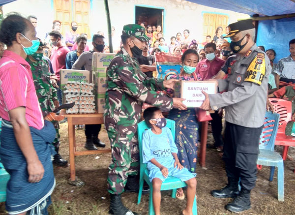 Kisah Regina Dengan Dua Anak Lumpuh: Hidup Ini Tidak Ada Harapan Lagi