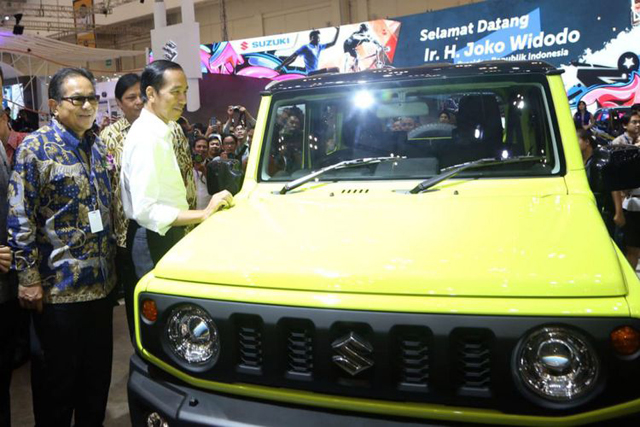 Jokowi Bernostalgia dengan Jimny di GIIAS, Ternyata Ini Penyebabnya