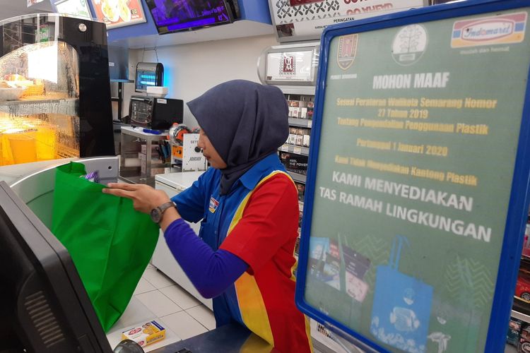 HARI TERAKHIR, Promo Indomaret 14 Juni 2022, Harga Spesial, Beli Deterjen Gratis Mi Instan & Gula