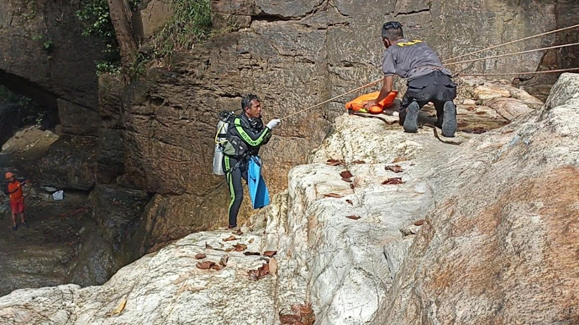 Tiga Hari, Tim SAR Gabungan Temukan Jenazah Wisatawan yang Terseret Arus di Air Terjun Cunca Wulang