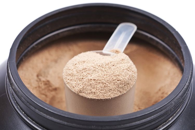 Program Pembentukan Otot- Intip Bahaya Kebanyakan Konsumsi Protein Shake