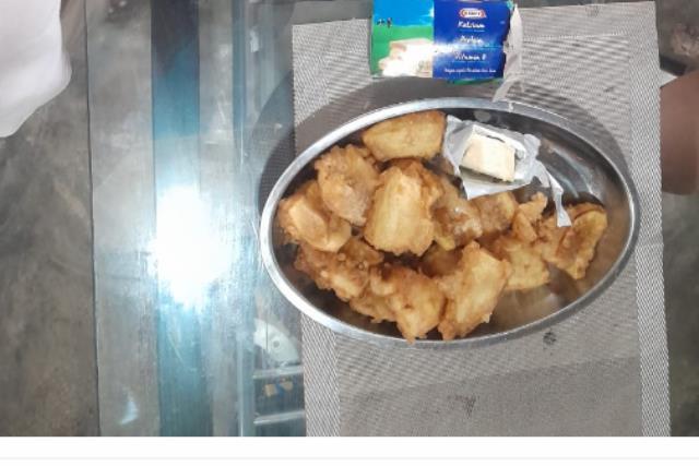 Kuliner Khas NTT,Pisang Goreng Panas-Panas Mix Parutan Keju, Minum deng Kopi, Nikmati Berkat Tuhan