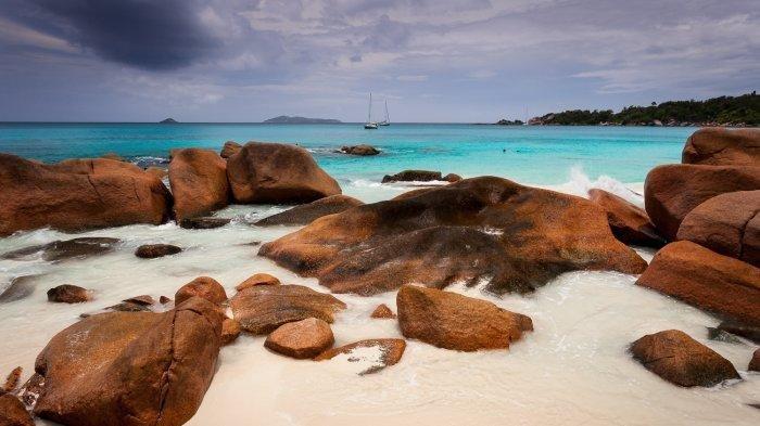 Satu Keluarga Terjebak di Pulau Surga sejak Imlek Akibat Lockdown, Ini yang Mereka Lakukan