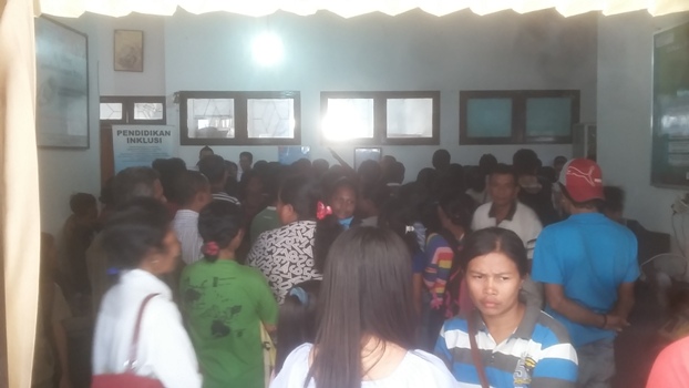 Ini Permintaan Orang Tua Calon Peserta Didik Tingkat SMP yang Datangi Kadis Pendidikan Kota Kupang