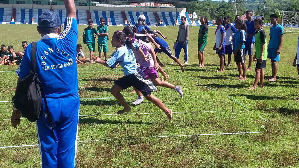 puluhan-pelajar-smp-ikut-lomba-atletik_20170428_133016.jpg